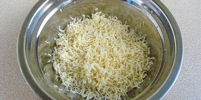 Рецепт бутербродов с куриным паштетом и сыром