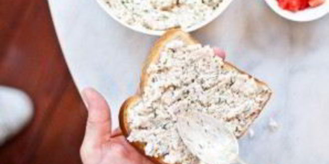 Рецепт бутербродов с пастой из креветок