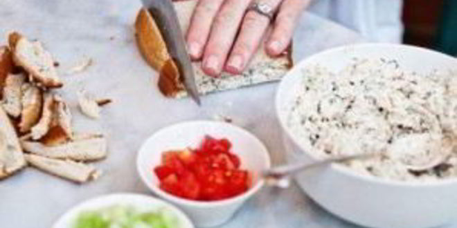 Рецепт бутербродов с пастой из креветок