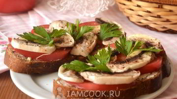 Рецепт Бутербродов с помидорами и сырыми шампиньонами