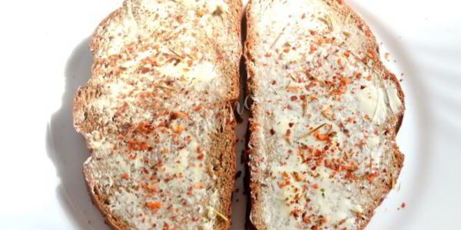 Рецепт бутербродов с помидорами и сырыми шампиньонами