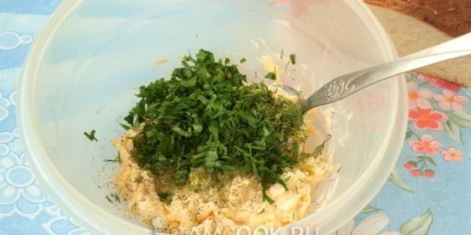 Рецепт горячих бутербродов с сыром и зеленью