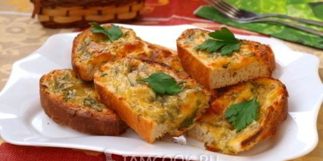 Рецепт горячих бутербродов с сыром и зеленью