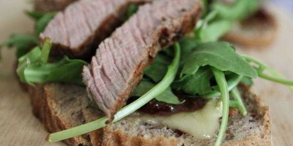 Как приготовить мясо для бутербродов в духовке