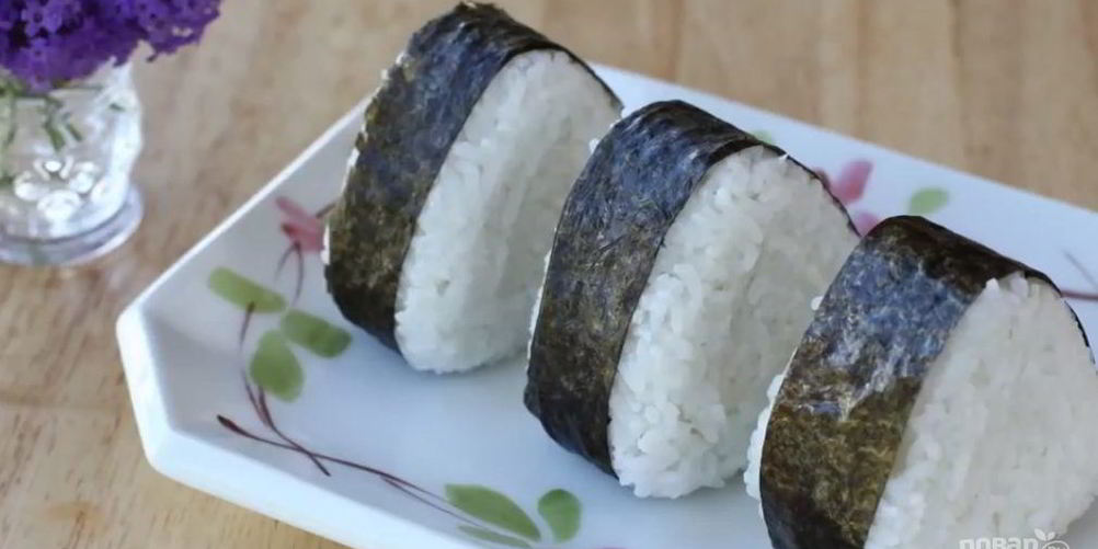 Как приготовить японский бутерброд онигири