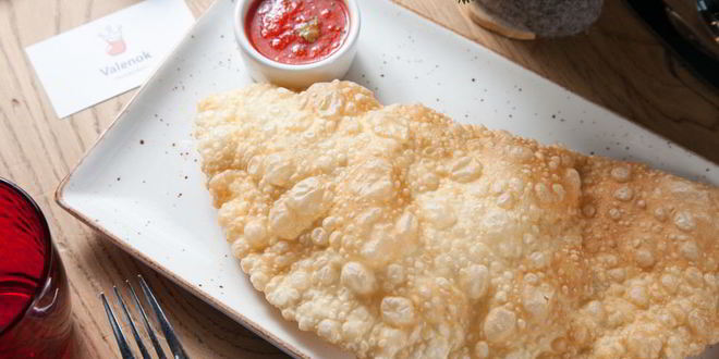 Рецепт чебурека с брынзой