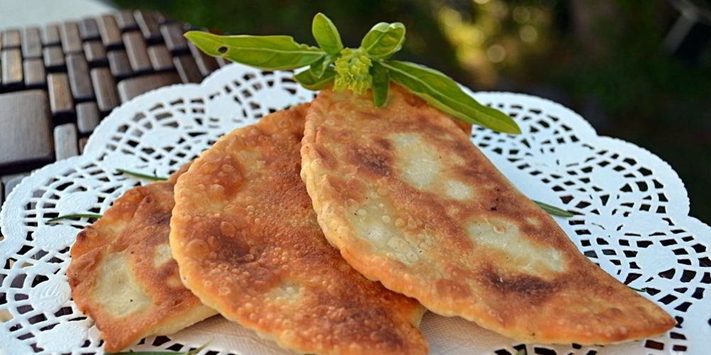 Как приготовить чебуреки домашние с мясом