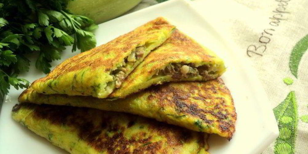 Как приготовить чебуреки из кабачка