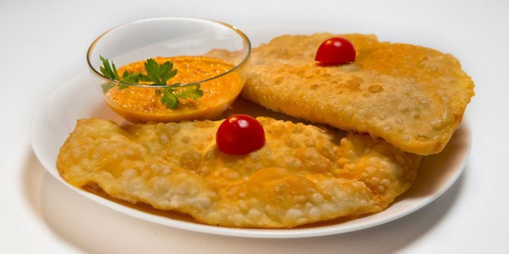 Как приготовить чебуреки с бараниной