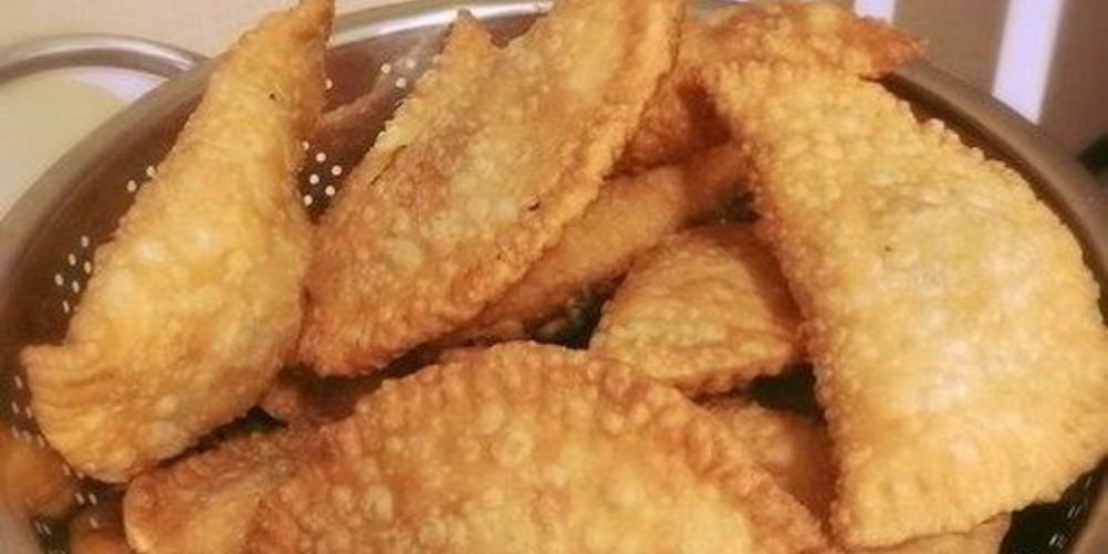 Как приготовить чебуреки с говяжьим и свиным фаршем