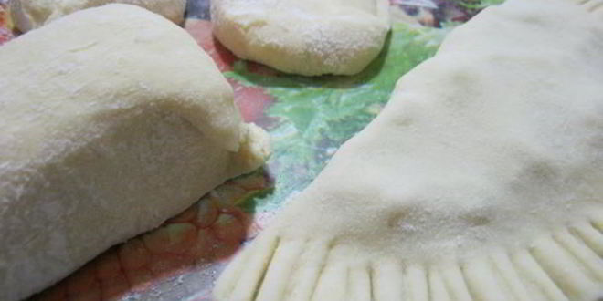 Рецепт чебуреков с картофелем и сыром