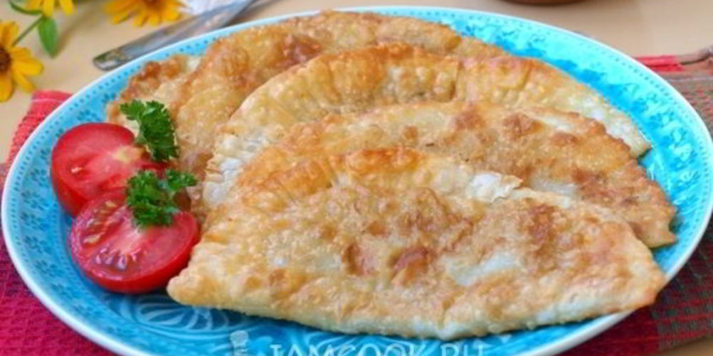 Как приготовить чебуреки с картошкой