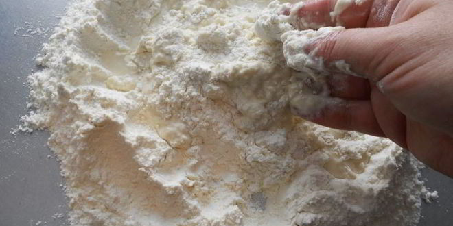 Рецепт чебуреков с куриным фаршем и сыром