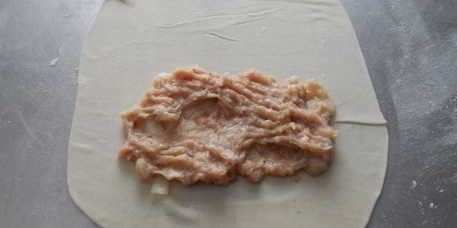 Рецепт чебуреков с куриным фаршем и сыром