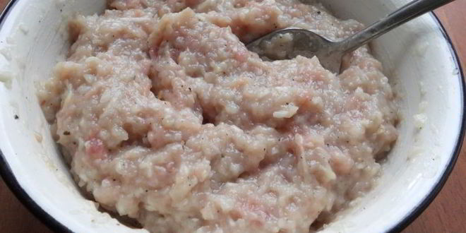 Рецепт хрустящих чебуреков со смешанным фаршем