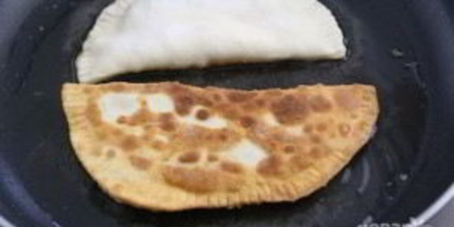 Рецепт теста для чебуреков с мясом