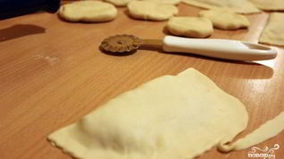 Рецепт Теста для чебуреков в хлебопечке