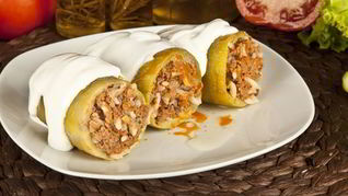 Рецепт Фаршированных цуккини в томатном соусе