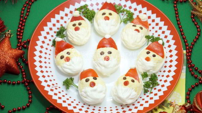 Рецепт Фаршированных яиц Дед Мороз