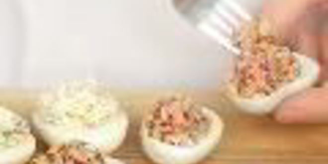 Рецепт фаршированных яиц с тремя начинками