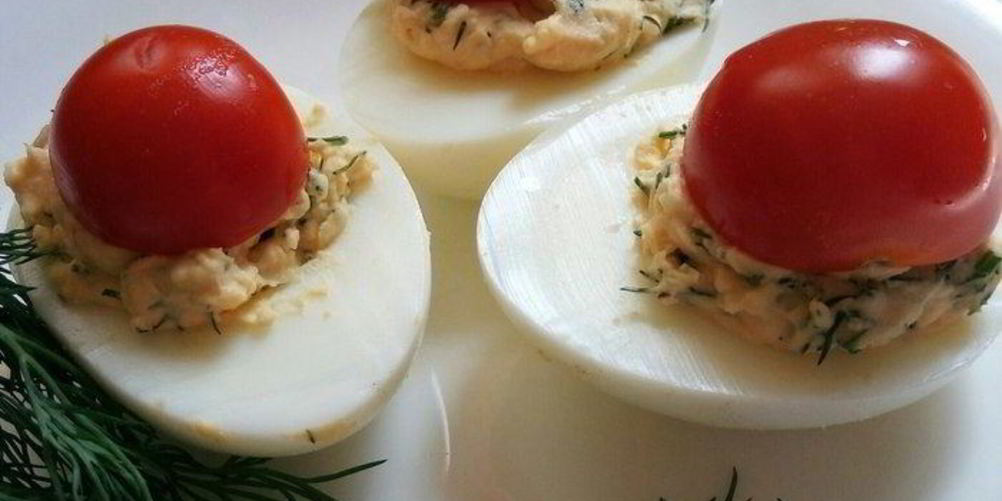 Как приготовить фаршированные яйца