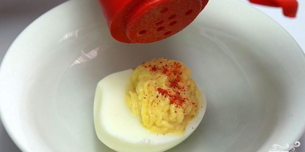 Как приготовить яйца, фаршированные горчицей