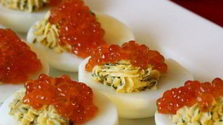 Рецепт Яиц фаршированных красной икрой