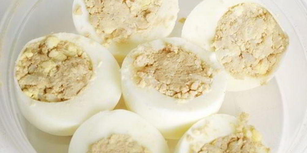 Как приготовить яйца, фаршированные рисом