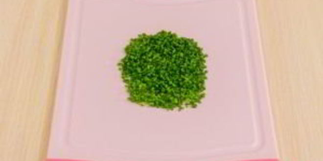 Рецепт яиц, фаршированных сельдью и свеклой