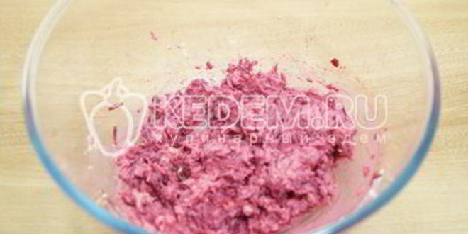 Рецепт яиц, фаршированных свеклой и орехами