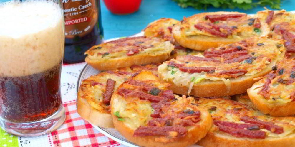 Как приготовить гренки к пиву с колбасой