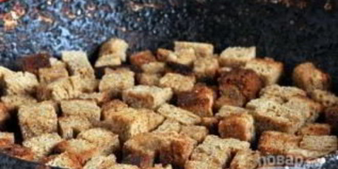 Рецепт гренков с куриным бульоном