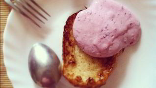 Рецепт Гренков с творожно-ягодным соусом