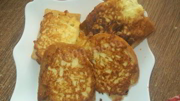 Рецепт Сырных гренков с сыром и чесноком