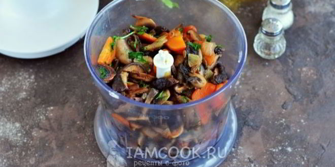 Рецепт грибной икры из сушеных и свежих грибов