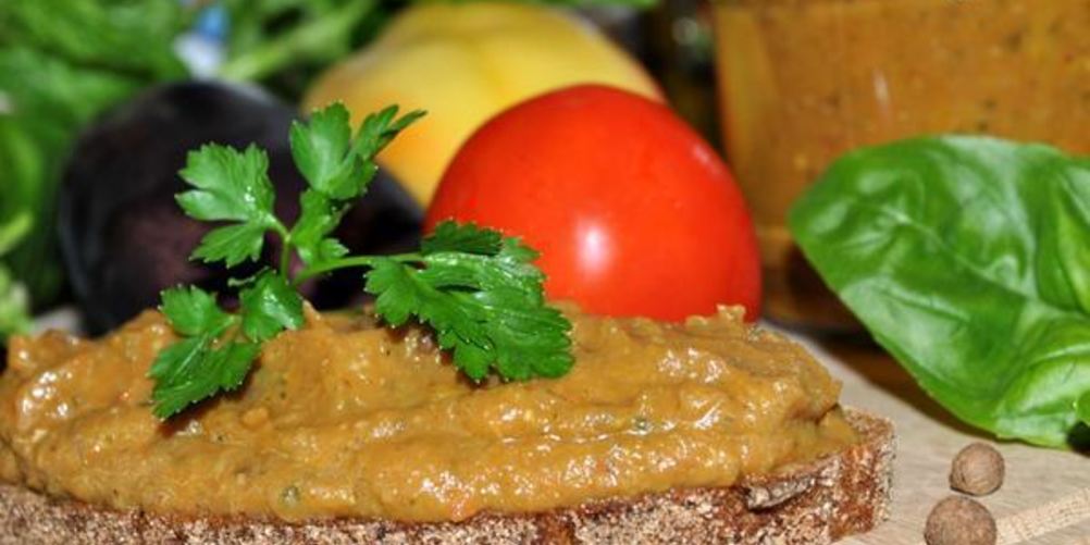 Как приготовить икру из кабачков и баклажанов