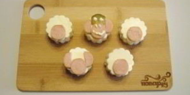 Рецепт канапе обезьянки на шпажках