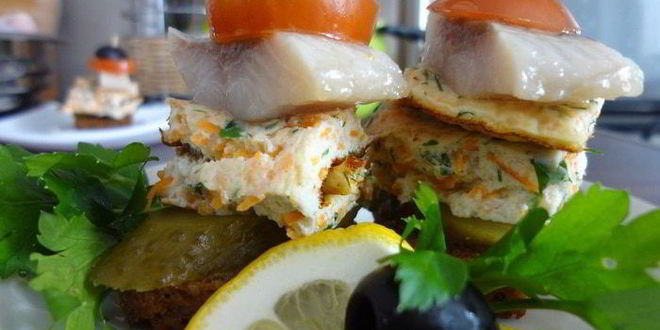 Рецепт канапе с морковными блинчиками