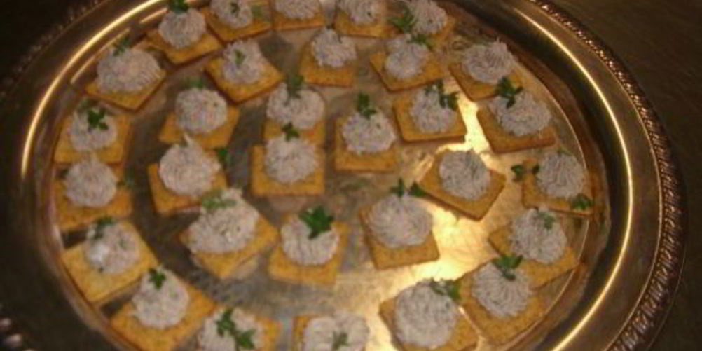 Как приготовить канапе с муссом из лосося