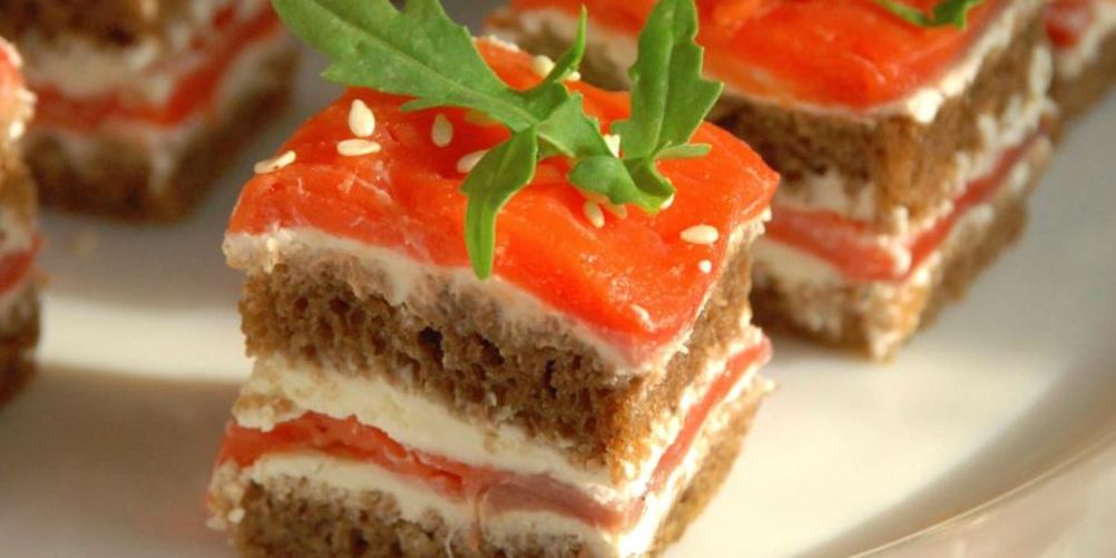 Как приготовить канапе с подкопченной неркой и творожным сыром