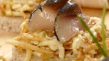 Рецепт Канапе с сельдью