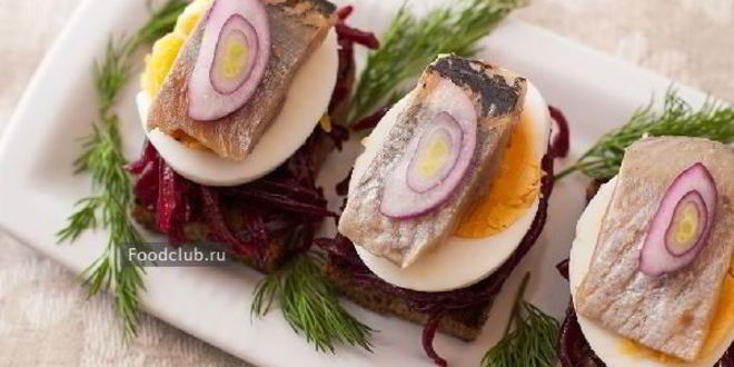 Рецепт канапе с селедкой