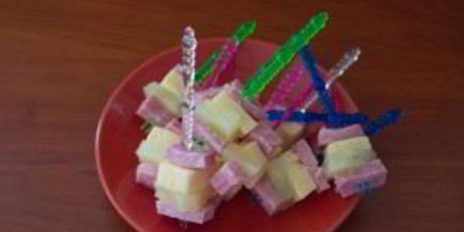 Рецепт канапе с ветчиной и сыром