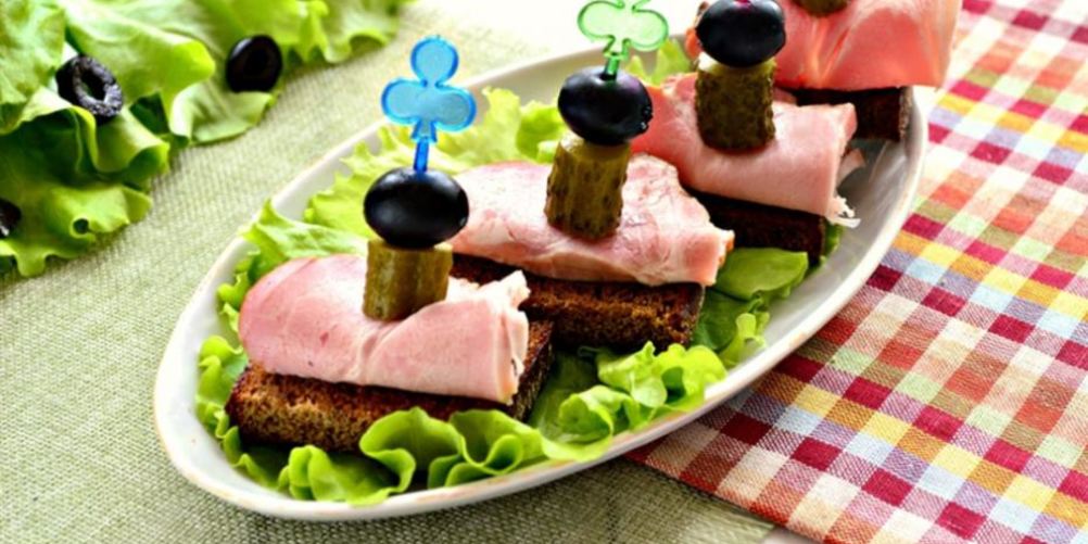Как приготовить праздничное канапе со свининой