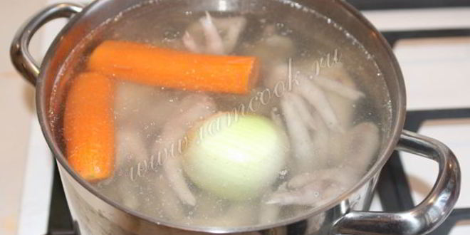 Рецепт холодца из куриных ножек без желатина