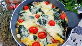 Рецепт Фриттаты со шпинатом, помидорами черри и двумя сырами
