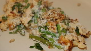 Рецепт Омлета де люкс со спаржей и кедровыми орехами