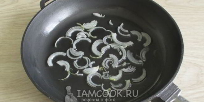 Рецепт омлета с грибами и сыром