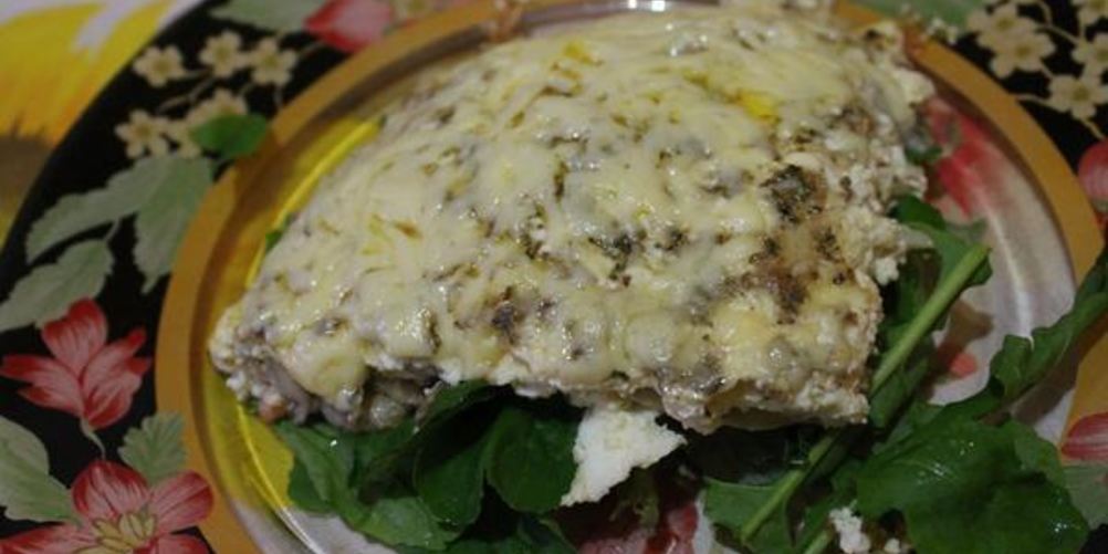 Как приготовить омлет с креветками и грибами на подушке из рукколы