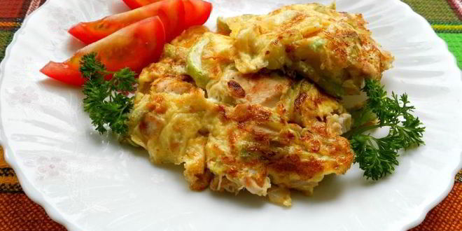 Рецепт омлета с курицей и кабачками